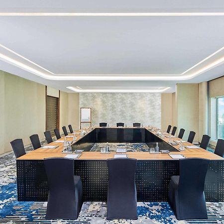 Novotel Mumbai International Airport Экстерьер фото