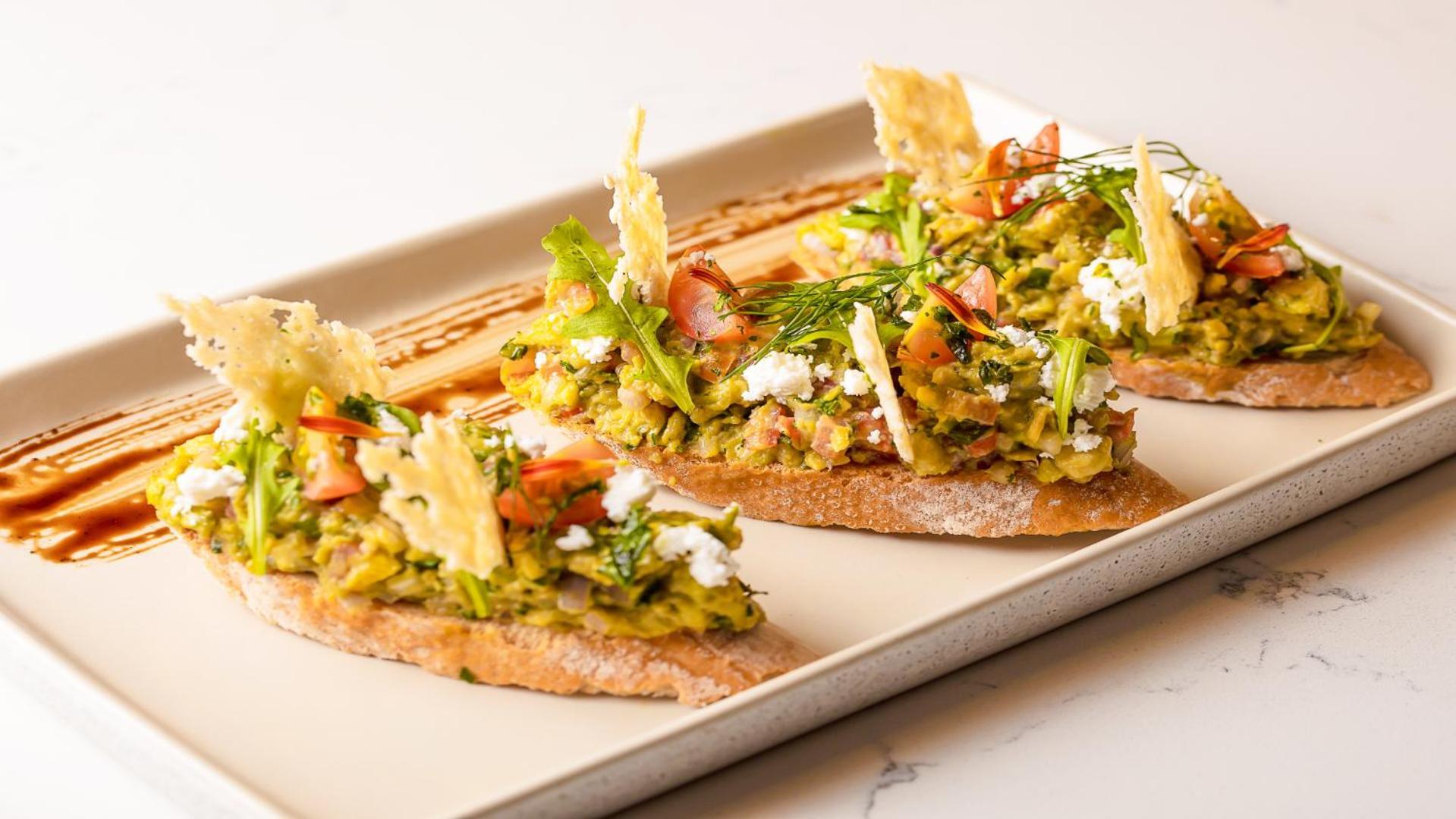 Novotel Mumbai International Airport Экстерьер фото Avocado toast