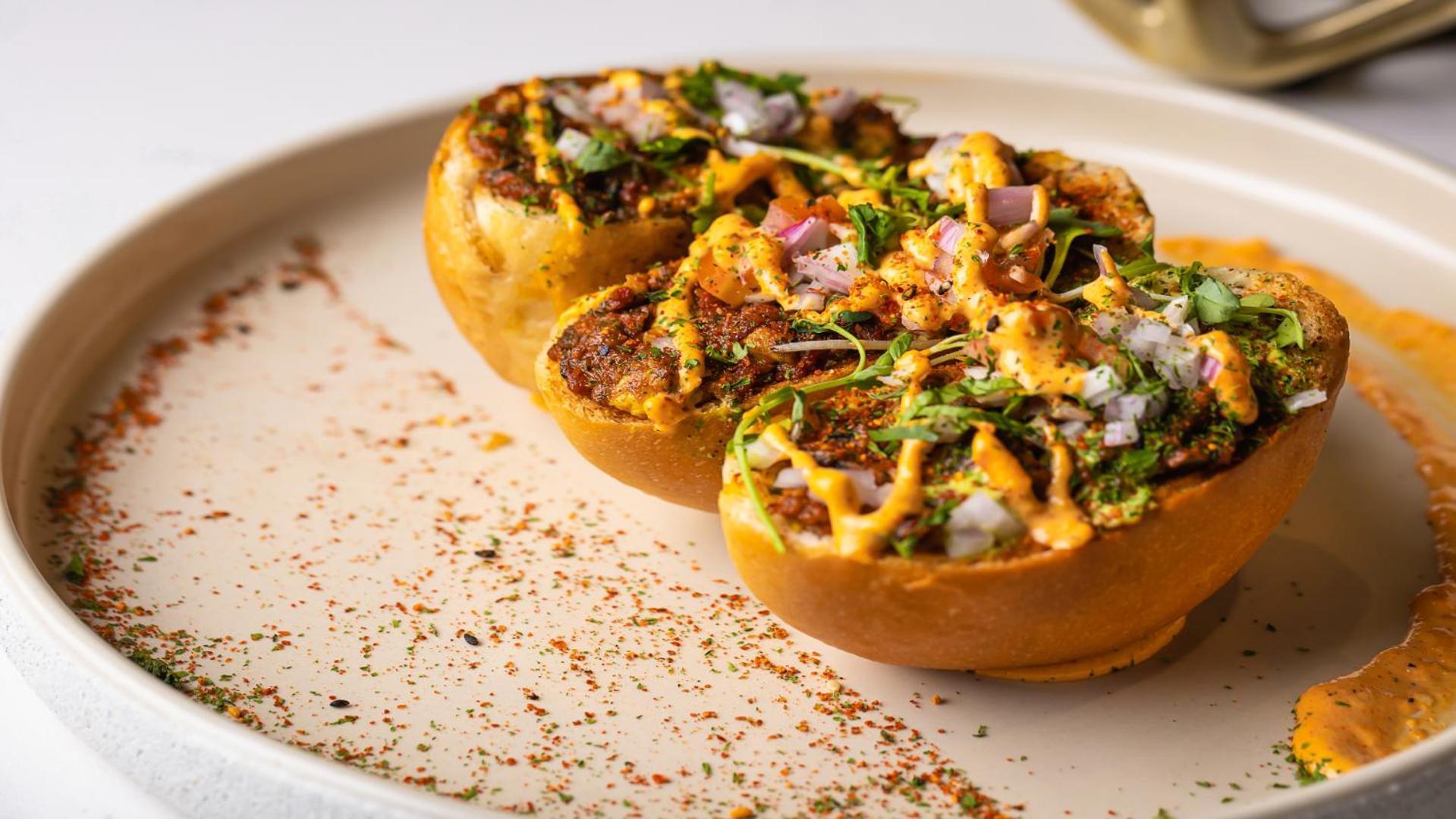 Novotel Mumbai International Airport Экстерьер фото A paneer tikka masala