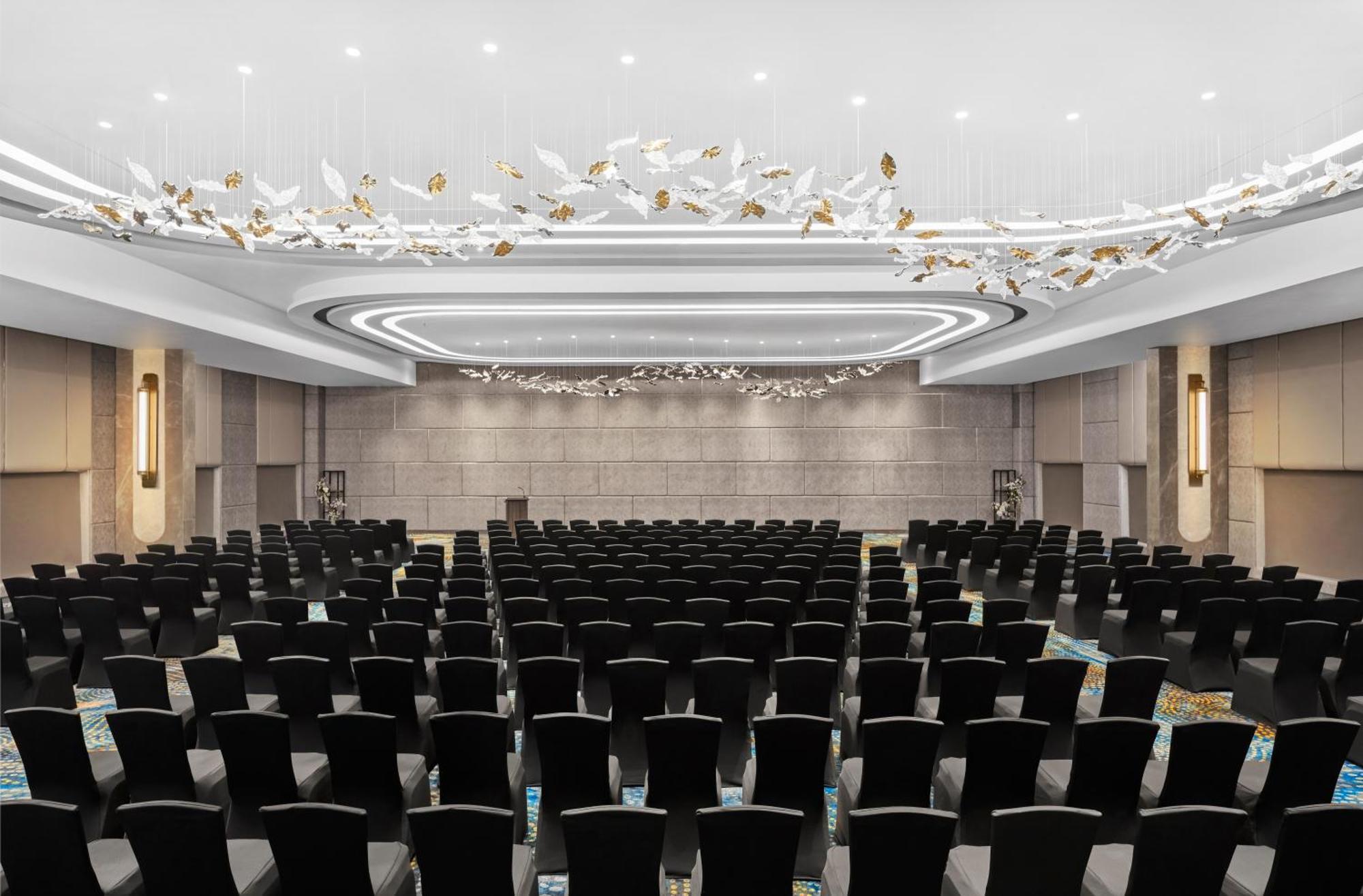 Novotel Mumbai International Airport Экстерьер фото The ballroom
